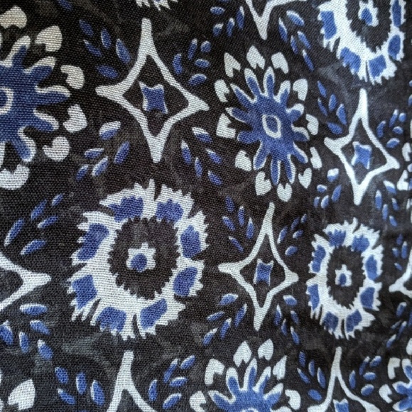 3 beautiful scarves for one price - Picture 6 of 6